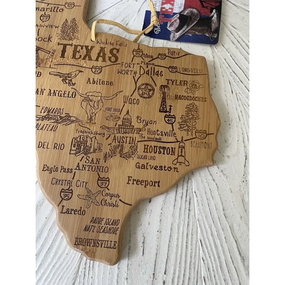 NWT Totally Bamboo Destination Texas State Shaped Cutting Board  New